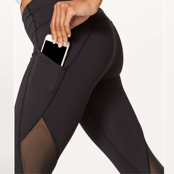 Lululemon - Picture 3 of 8